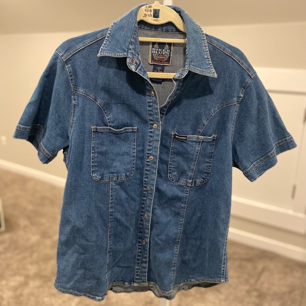 Biker Blues Vintage Harley Davidson Stretch Button Denim Short Sleeve Top